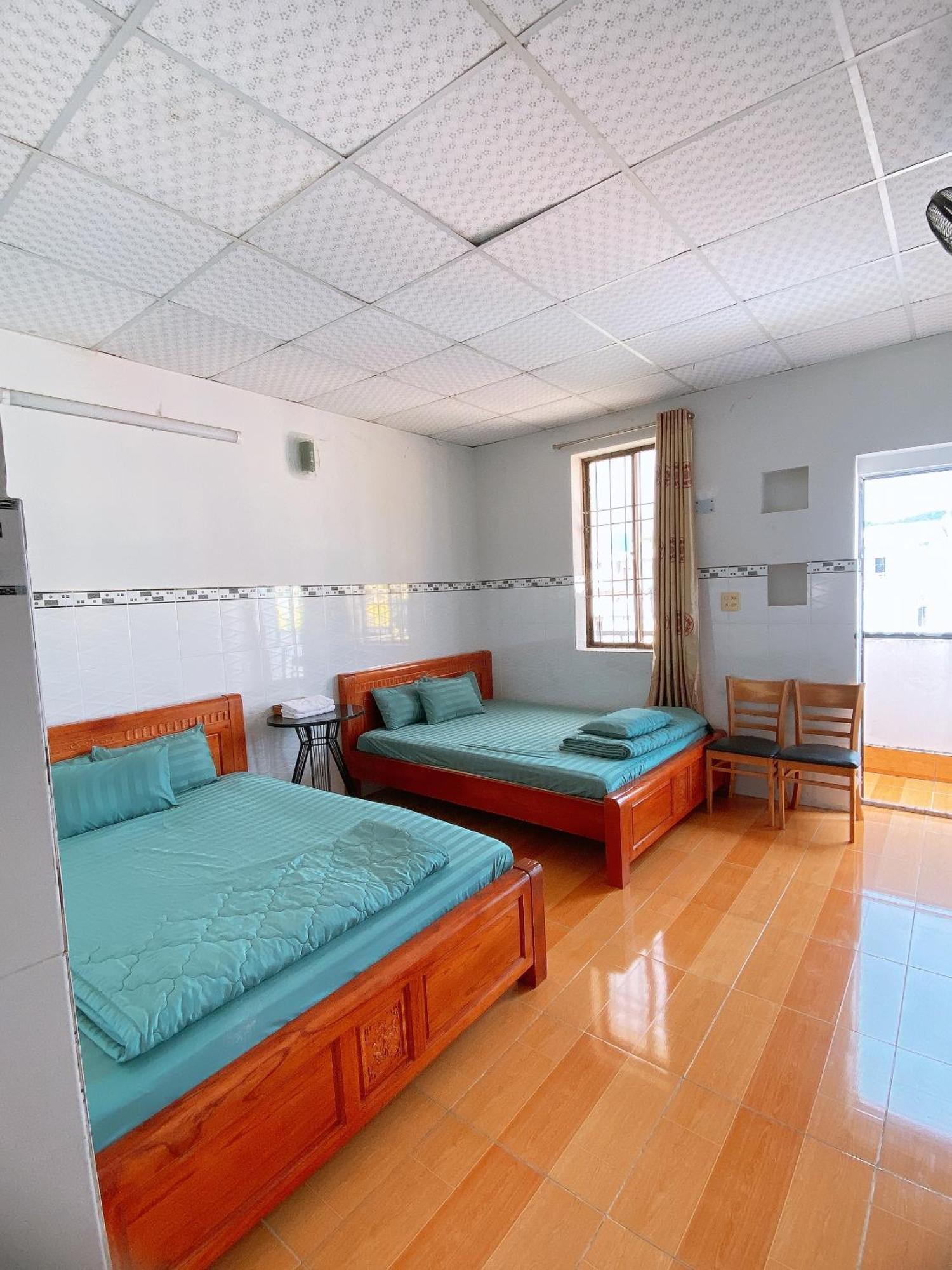 Nha Nghi Cam Tien 2 Hostel Ha Tien Exterior photo